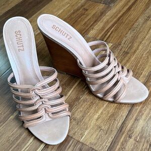 SCHUTZ Women's Tan Strappy Wedges